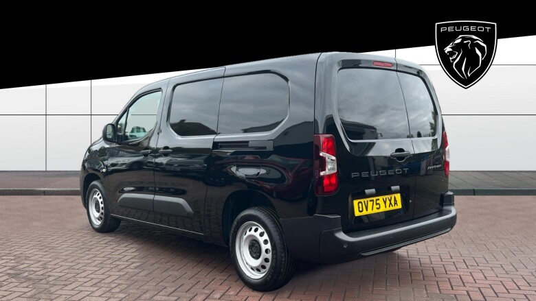 Peugeot Partner Long Diesel 1.5 BlueHDi 100 Professional Plus Van